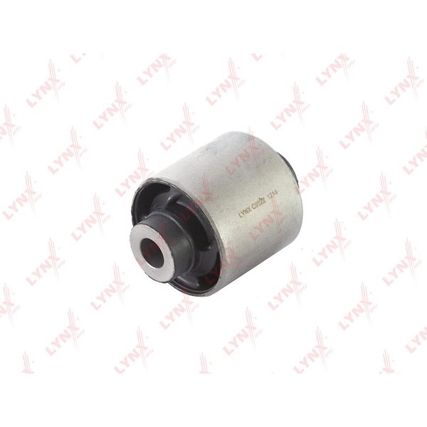 Сайлентблок задней цапфы Nissan Y11 W11 M12 4WD Передний LYNX C9322 (NAB-015)