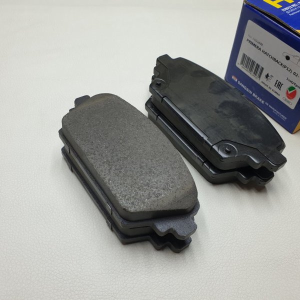 Колодки тормозные передние Nissan P11/12 V10 EUR Honda CK# CG# Sangsin SP-1582 (D1247H,E400158)