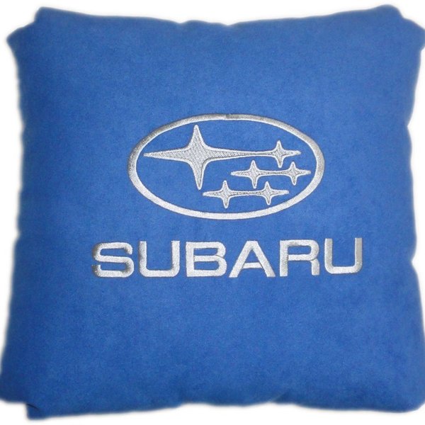 Подушка автомобильная с логотипом Subaru