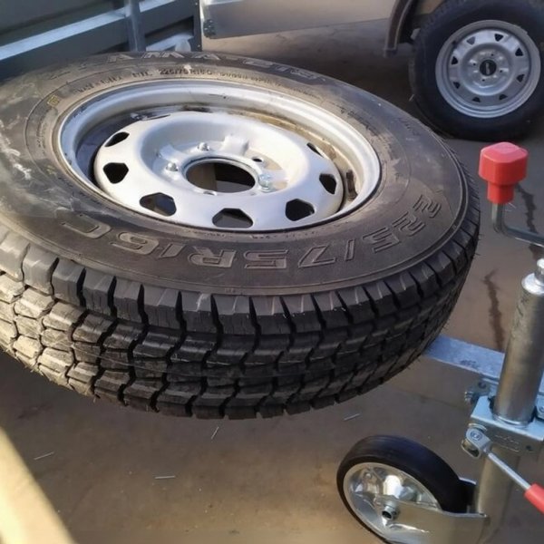 Держатель запасного колеса МЗСА 3105.0016