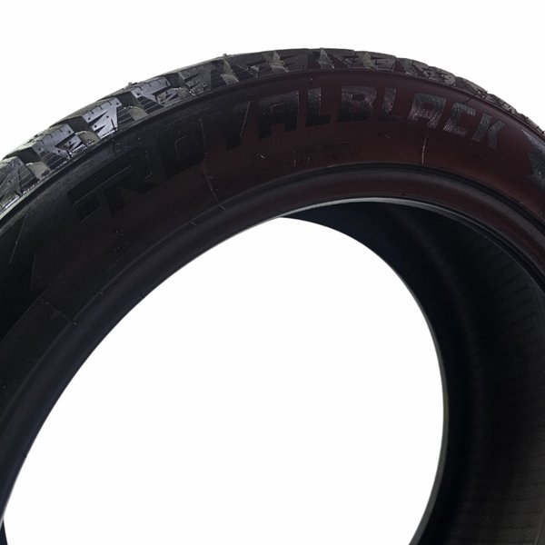 Автошина 255/45-20 Royal Black Royal 2 105T шип б/у