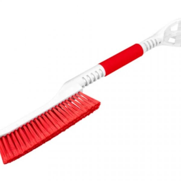 Щетка для снега 58см cо скребком SKYWAY мягкая распуеная щетина ручка soft touch