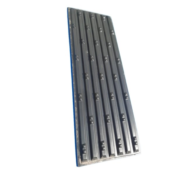 Направляющяя для лыж и гусениц снегохода CPLT