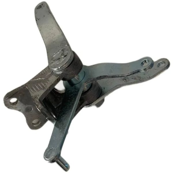 Кронштейн КПП рычагов промежуточных УАЗ (курица большая) в сб