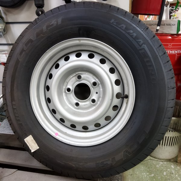 Автошина 185R14 С в сборе