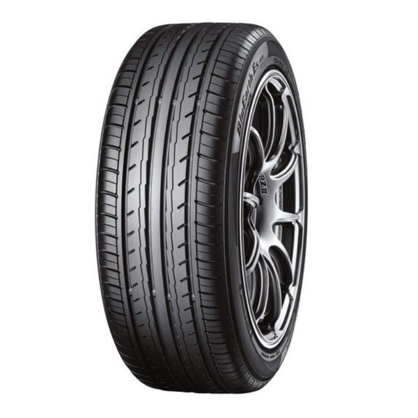 Автошина 215/60-16 Yokohama BluEarth-Es ES32 TL 99V
